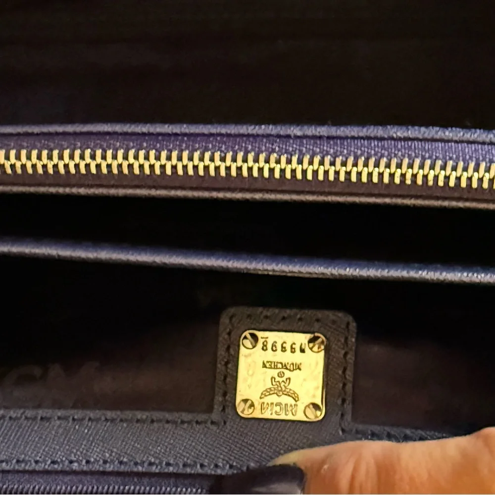 💎AUTHENTIC MCM LAPTOP/DOCUMENT BAG💎 - Picture 10 of 16